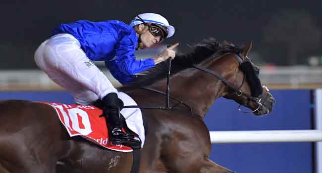 Le 3 mars 2026 restera gravé dans les annales des courses hippiques. Sur le sable fibré de Chantilly, là où battent les cœurs des plus grands pur-sang, Christophe Soumillon a franchi une frontière que beaucoup pensaient inatteignable : celle des 4 000 victoires en France. Retour sur un exploit qui place le jockey belge au Panthéon éternel du galop mondial.