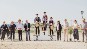 medailles-championnat-de-france-equitation-de-travail-aimargues-2026_maude-dietmann-by-md-art.jpg